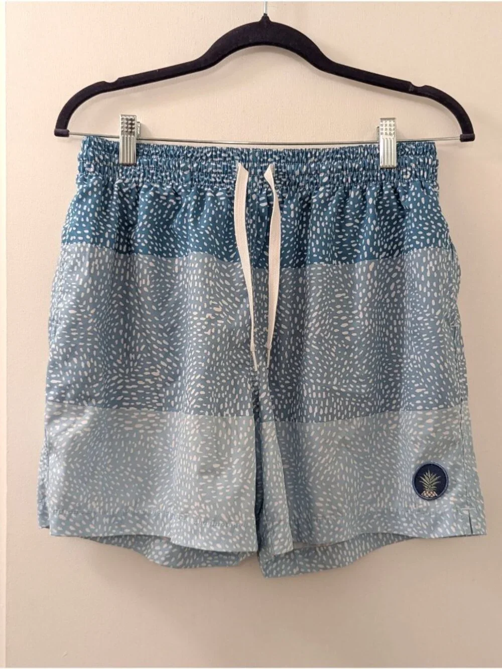 Chubbies Mens Blue Patterned Swim Shorts With Pineapple Patch & Drawstring Waist